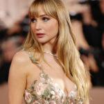 Jennifer Lawrence sexy at the Golden Globe Awards