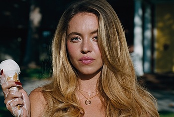 Sydney Sweeney Big Tits Bare Butt in Euphoria 3