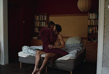 Frida Gustavsson Frontal Nude Scenes in Faithless