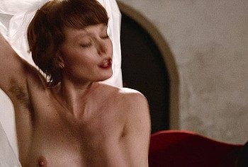 Frida Gustavsson Frontal Nude Scenes in Faithless