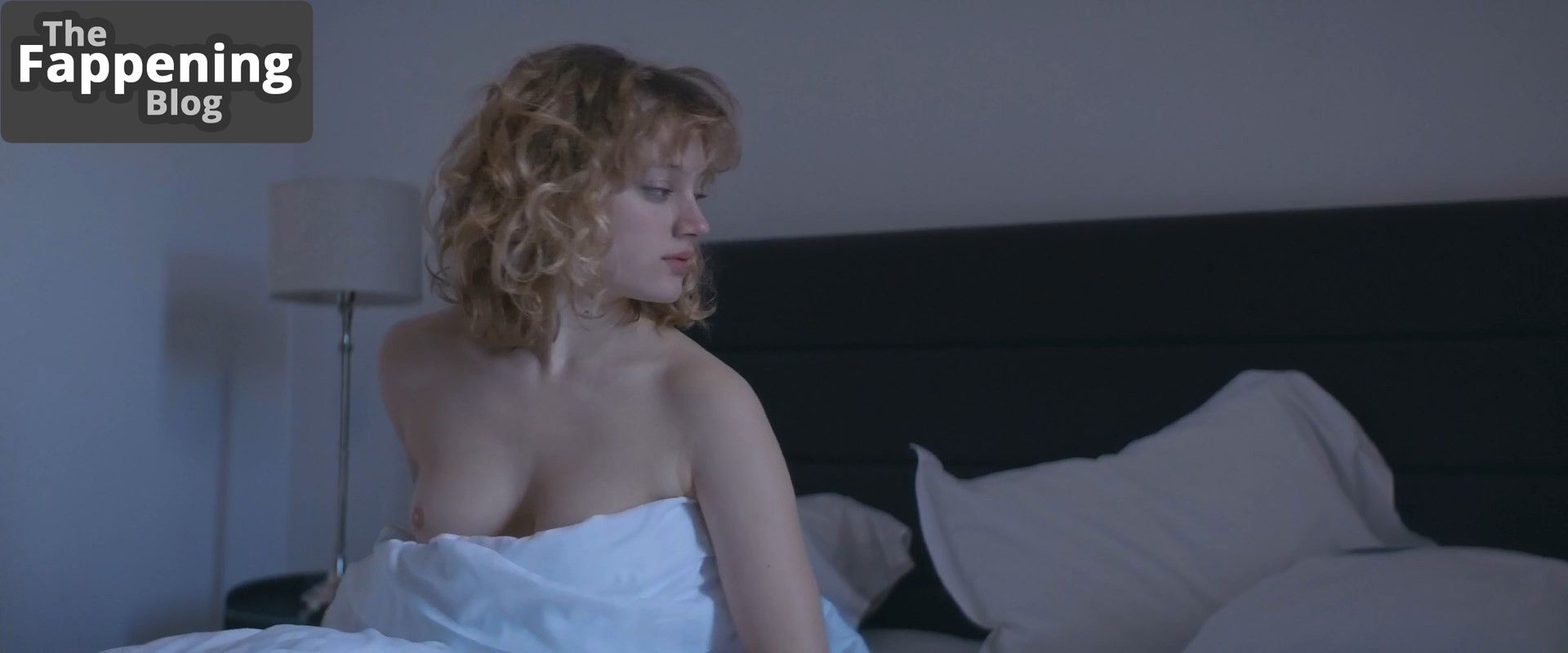 Nadia Tereszkiewicz Nude Sexy 9 Pics.jpg