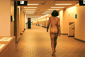 Karolina Wydra nude in Pluribus