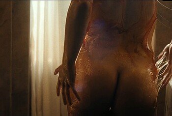 Jessica Alexander Nude Scenes in The Beauty