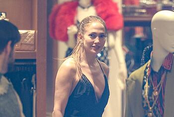 Jennifer Lopez Nipple Slip And Bare Breast Photos