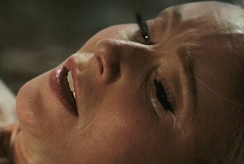 Gwyneth Paltrow Wild Sex Scenes in Marty Supreme