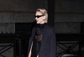 Naomi Watts nude tits pics