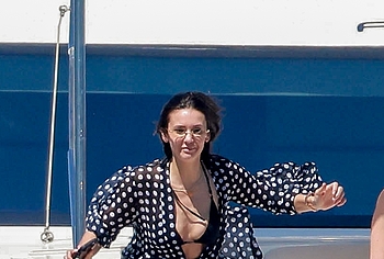 Nina Dobrev Relaxing With Selena Gomez in Bikini