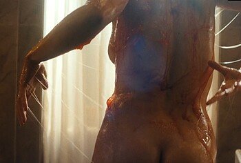 Jessica Alexander Nude Scenes in The Beauty