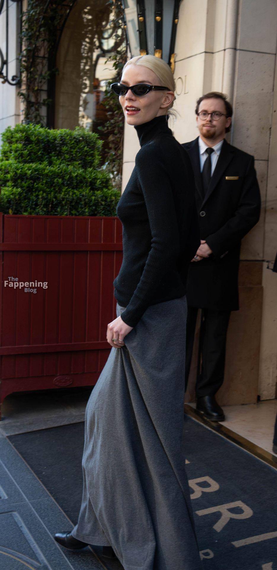 Anya Taylor Joy Channels Carolyn Bessette Kennedy As She Steps out.jpg