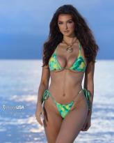 Rachel Pizzolato Shows Off Her Sexy Bikini Body on the.jpg