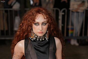 Chappell Roan Bare Tits And Lingerie Public Photos