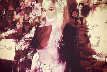 Kesha Nude And Wet Underwear Photos