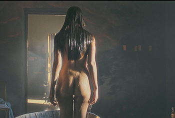 Azul Guaita Nude And Sex Scenes in Like Water for Chocolate