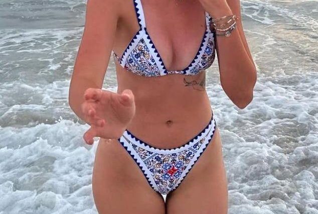 Ryleigh Higel Sexy (9 Photos)