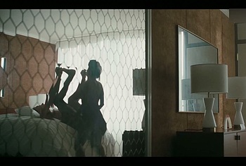 Linda Cardellini nude and sex scenes