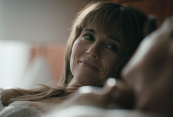 Linda Cardellini lingerie