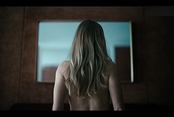 Linda Cardellini nude and sex scenes