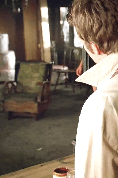 Rebecca creskoff on hung 2009.gif